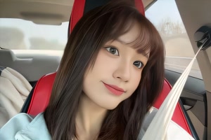 路灿灿